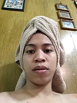 ursassytrans live sex cam