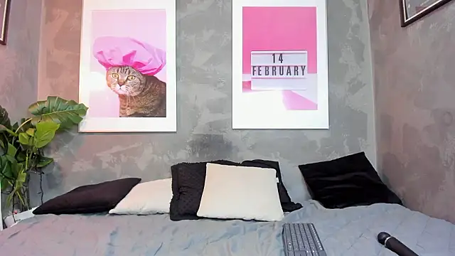 MiaNyxara_dh's cam snapshot