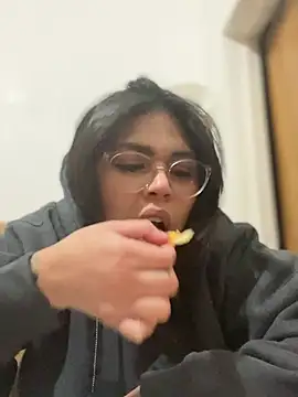 miacanela_xo's cam snapshot