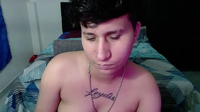 Im_Milan_Rs's cam snapshot