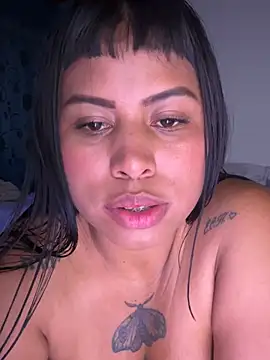 Mich-12 live sex cam