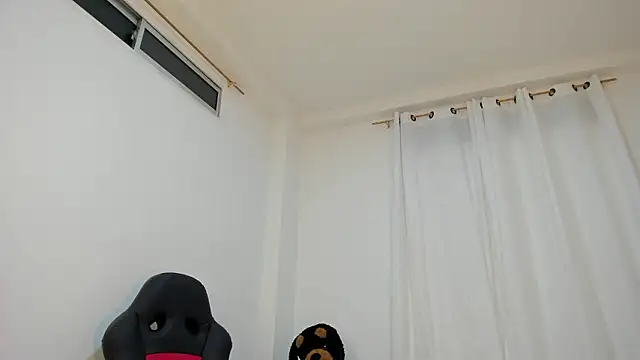 ana_maria___'s cam snapshot