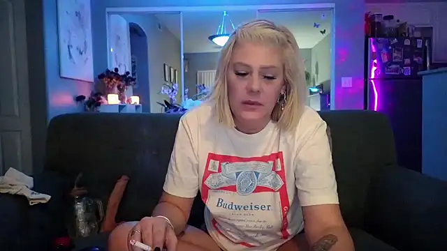 Lexi_Shocker's cam snapshot