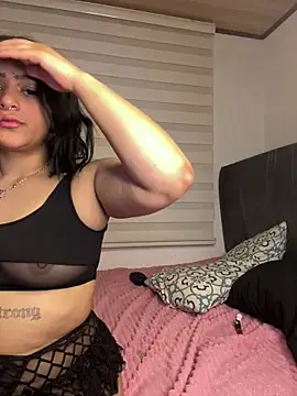 chucky_karla's cam snapshot