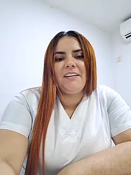 girl_redhead_bigtits's cam snapshot