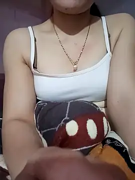 LucyyLy's cam snapshot