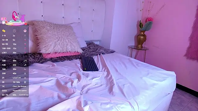 meredith_jones's cam snapshot