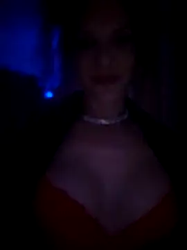 Luna_Kitanna live sex cam