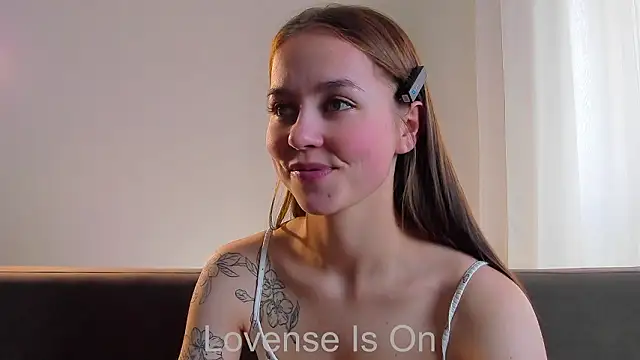 FalineDowlen's cam snapshot