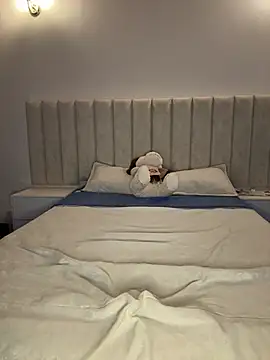 Mia_Roswell's cam snapshot