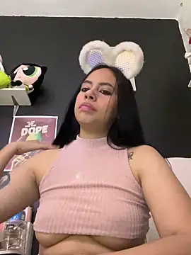 CarolinaRaven's cam snapshot