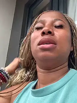 CurvyDesire1 live sex cam