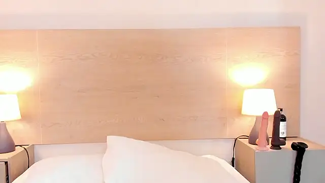 dolleyes10's cam snapshot