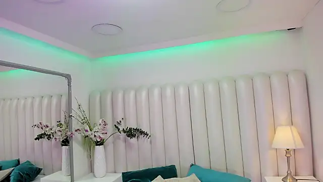 BarbieMonet live sex cam