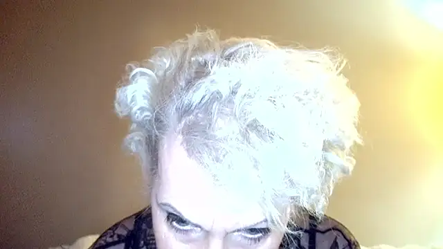 Blondie_the_librarian's cam snapshot