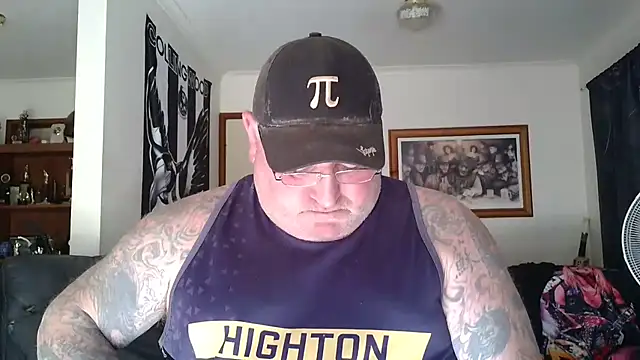 KINKYBLUEYES69 live sex cam