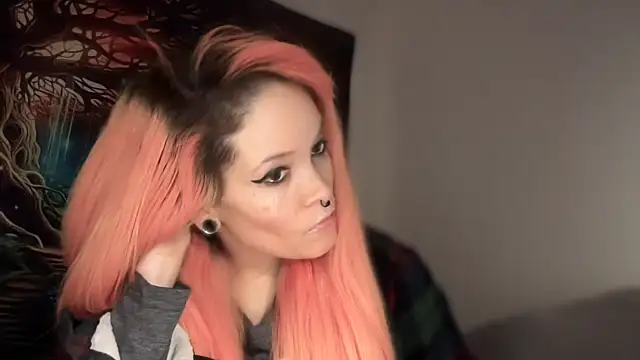 FRRANNKIE's cam snapshot