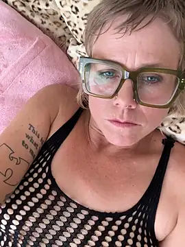 goodgirlbabydoll's cam snapshot