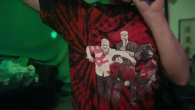 MasterDaddyCool's cam snapshot