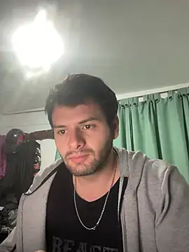 Baphomet212341's cam snapshot