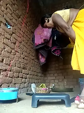 cute_diya_12 live sex cam