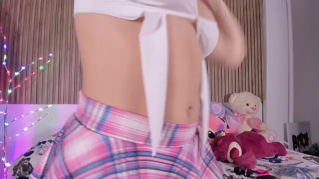 Hayley-Fox's cam snapshot