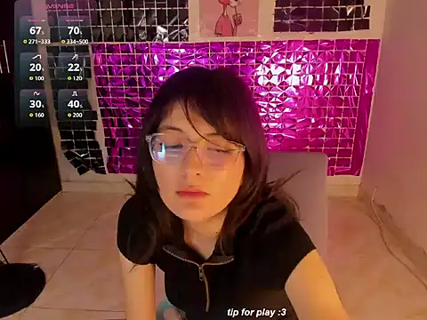 LilyWest19's cam snapshot