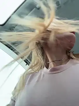 LavenderHot's cam snapshot