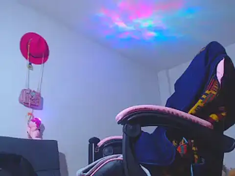 MARIANAWEED live sex cam