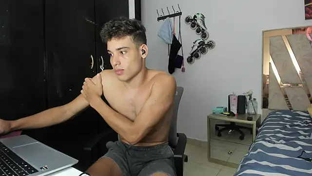 Babylin77 live sex cam