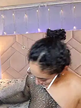 Dany_Moon_ live sex cam