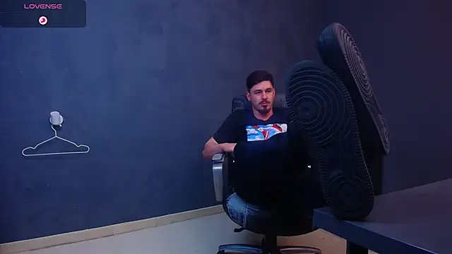 EnzoRace's cam snapshot