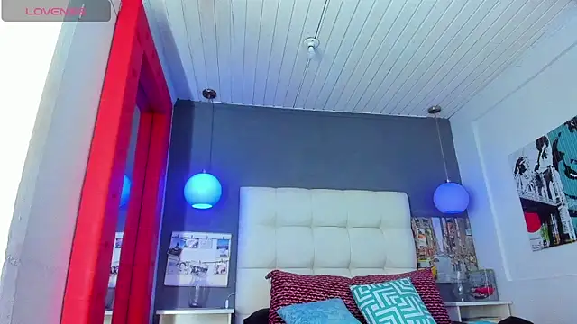 Yiyo10_ live sex cam