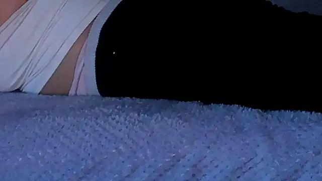 Lea_velle's cam snapshot