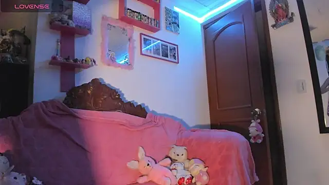 Rebecahart's cam snapshot