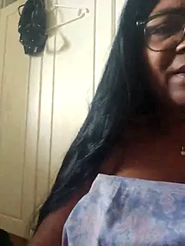 IndianDelia's cam snapshot