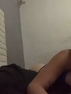 Nicolebermudez's cam snapshot