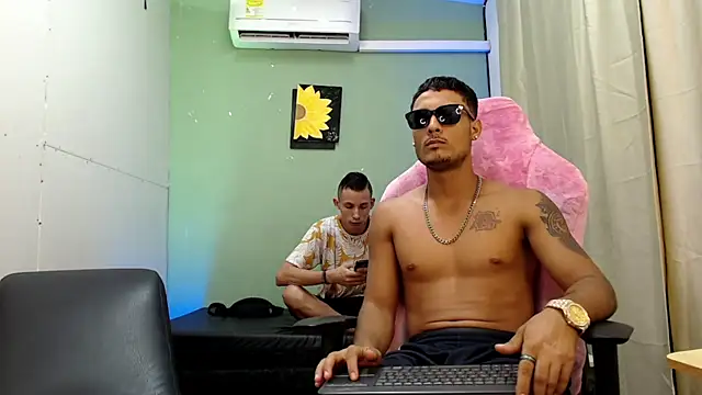 No_mercy_group_'s cam snapshot