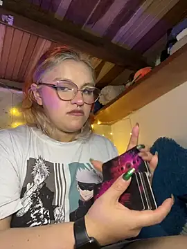 Sophia_Weest99's cam snapshot