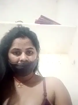 JULEE-740's cam snapshot