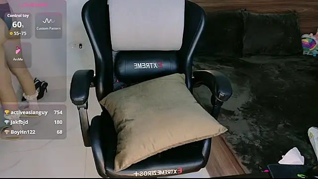 Gigi_squirtt's cam snapshot