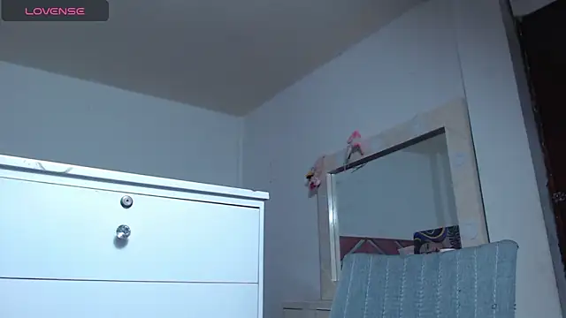 moan_sex2's cam snapshot