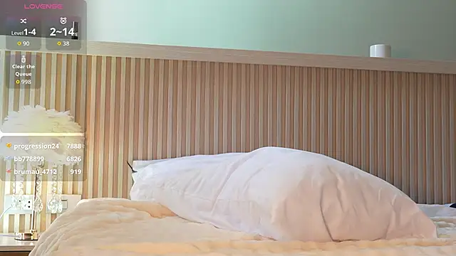 YourNaughtyMiss live sex cam