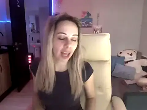 Getera_Cass's cam snapshot