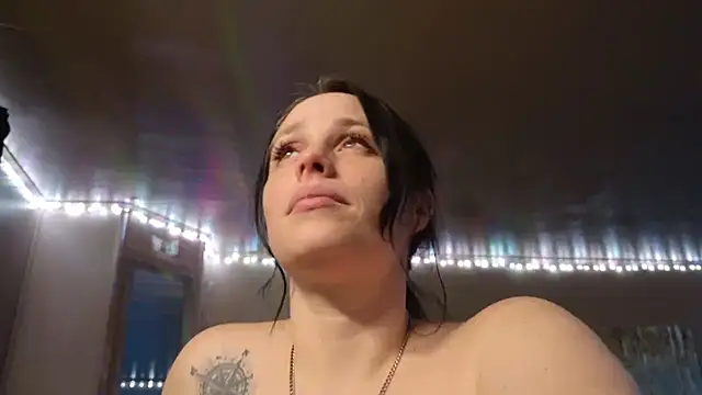 mavismable's cam snapshot