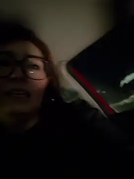 wildyoungNhorny's cam snapshot