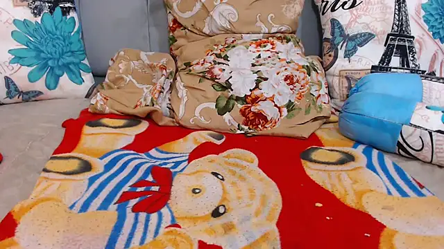 ChocolateClit's cam snapshot