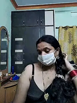 bhavyasri_55's cam snapshot