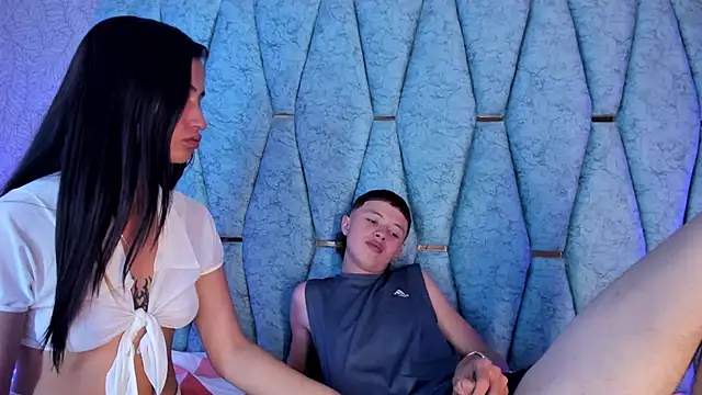 Genesis_And_Jack_'s cam snapshot