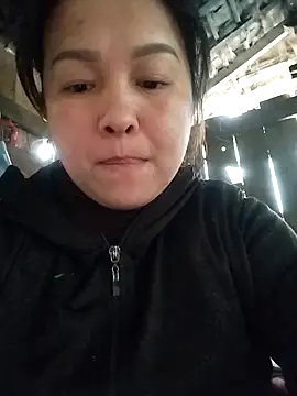 roachan_1's cam snapshot